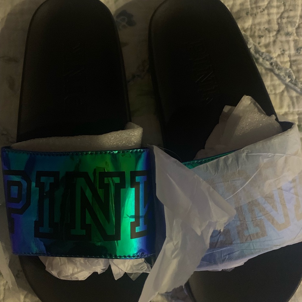 Victoria’s Secret pink slides